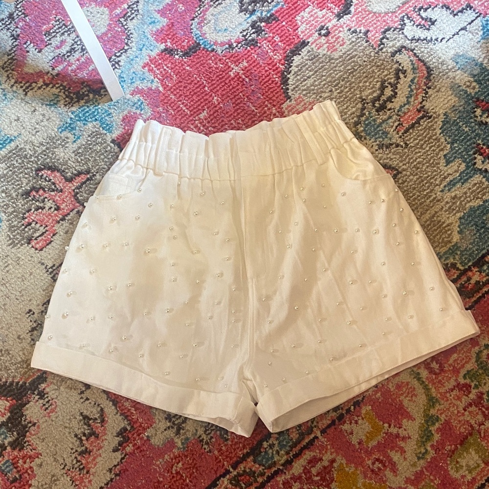 Fantastic Fawn White High Waist Women's Shorts